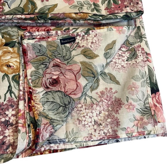 Vintage Ralph Lauren Allison Oblong Table Cloth Victorian Floral, 60” x 120” - Picture 6 of 12